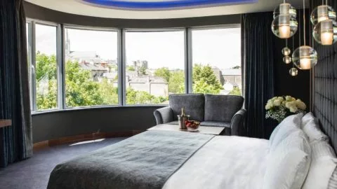 Riverside New Junior Suite Image