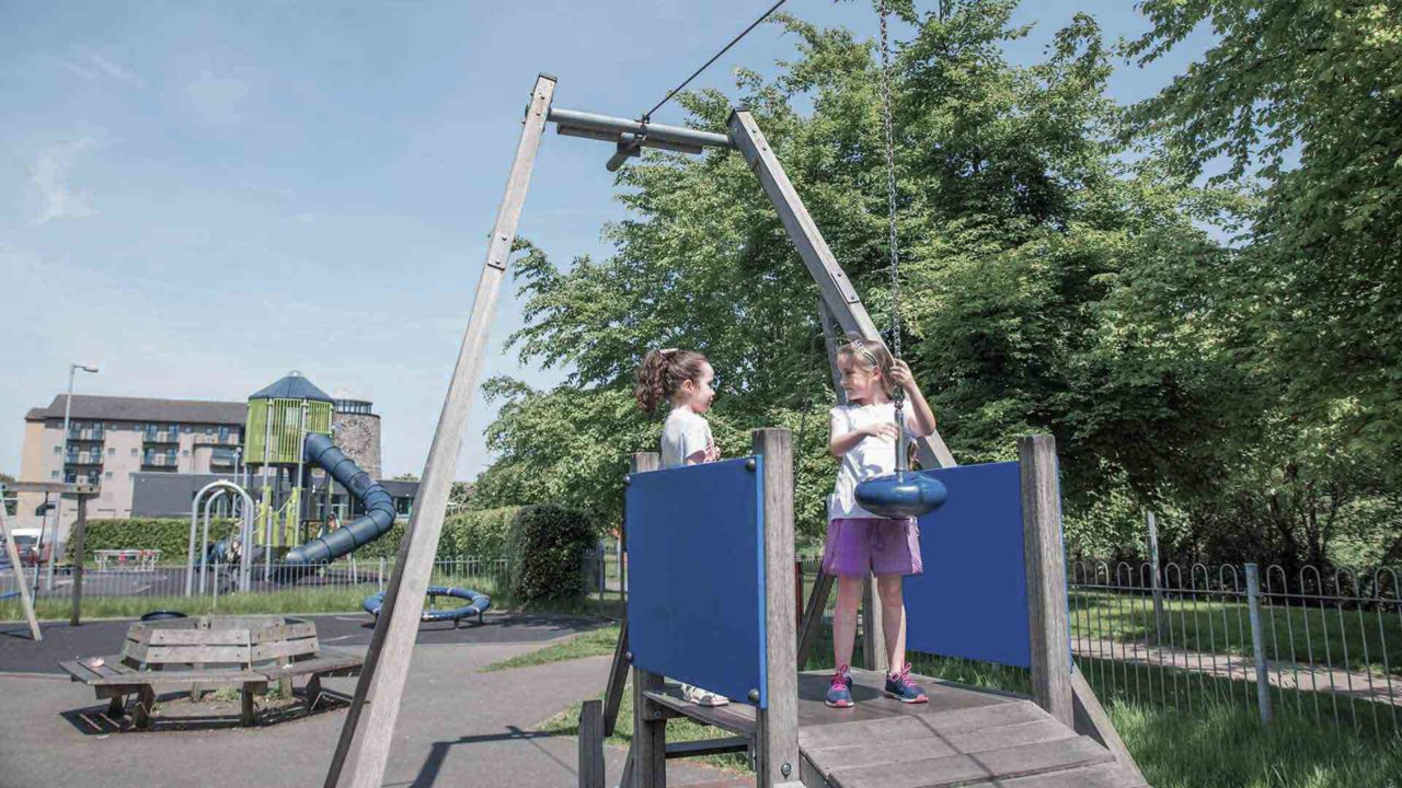 riverside-park-hotel-playground-flying-fox2