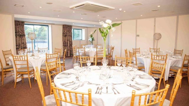 riverside_park_private_dining_03