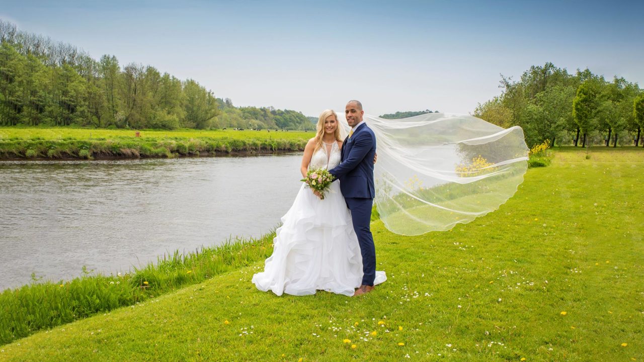 riverside-park-hotel-wedding-party-2