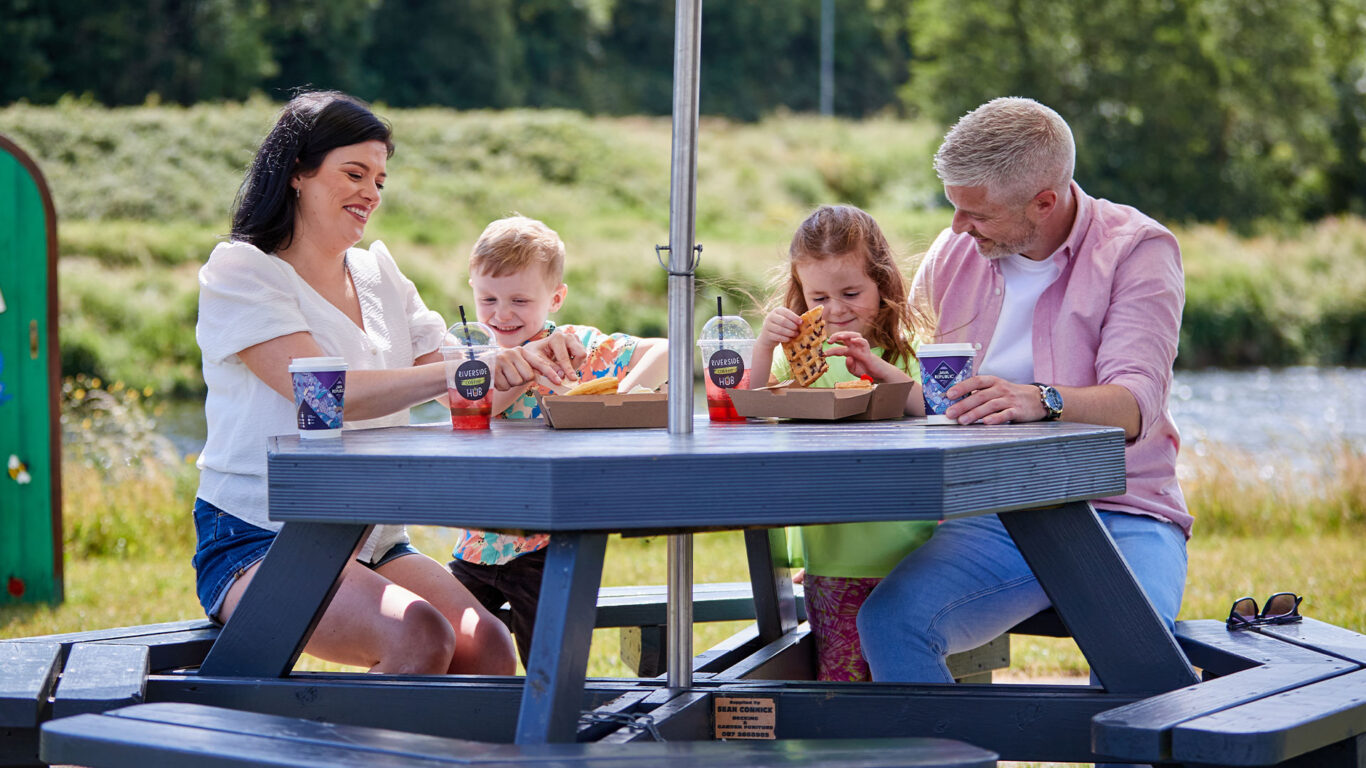 Families-Riverside-Park-Hotel