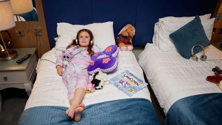 Family-Room-at-Riverside