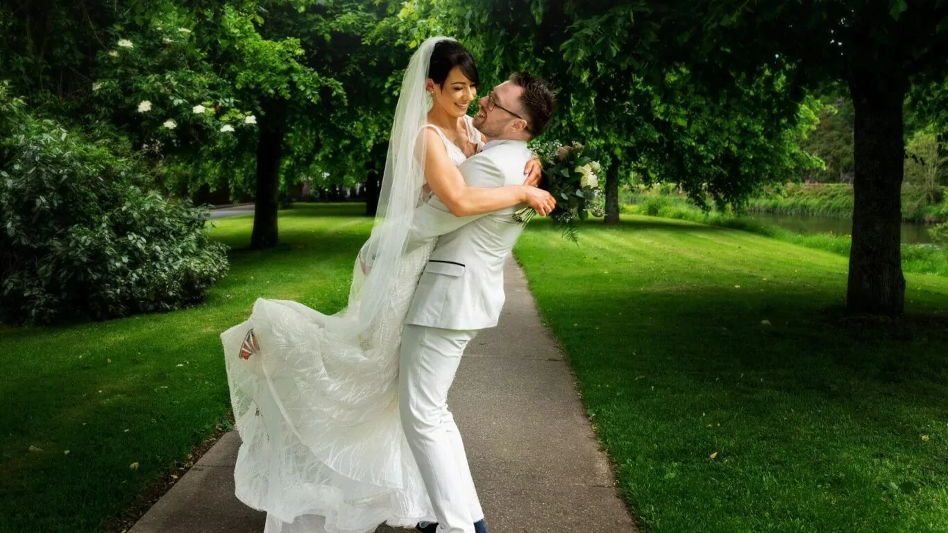 Riverside Park Wedding