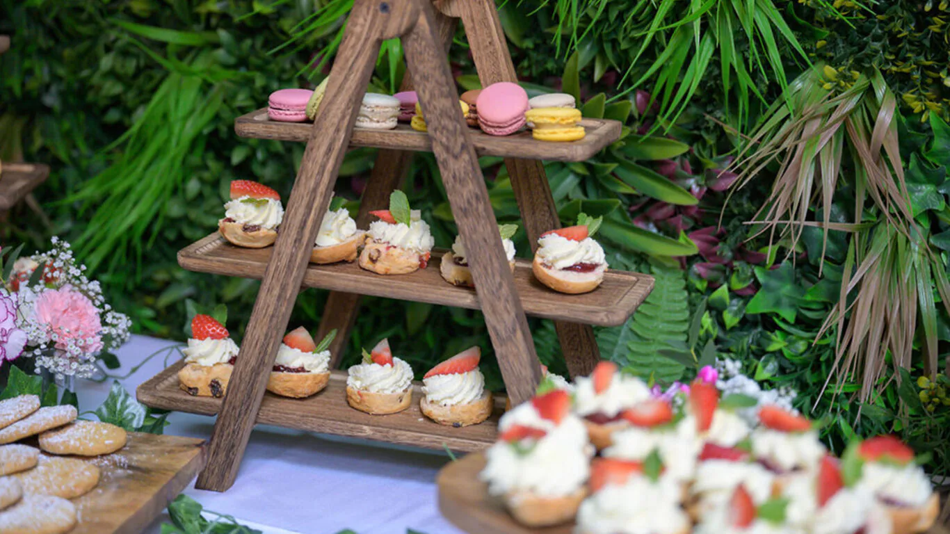 Arrival-Food-Weddings