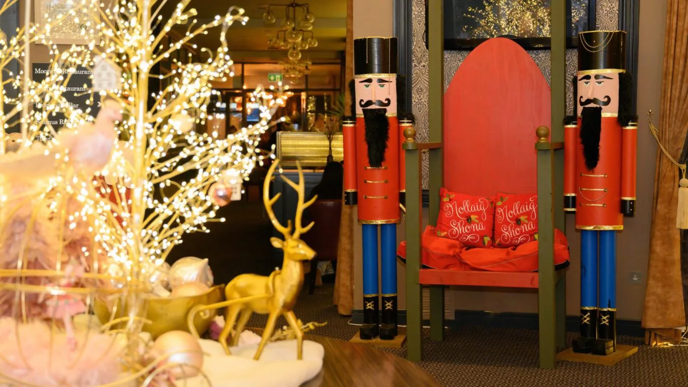 Riverside Christmas Decorations